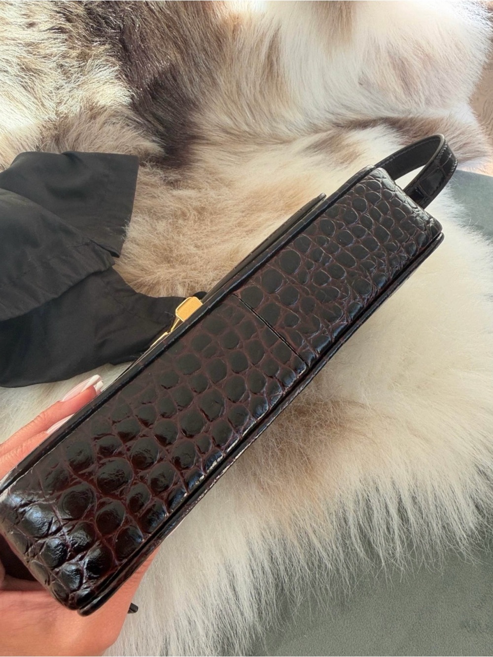 Tom Ford Brown Croc-Embossed Leather Shoulder Bag with Gold Hardware - Picture 7 of 9